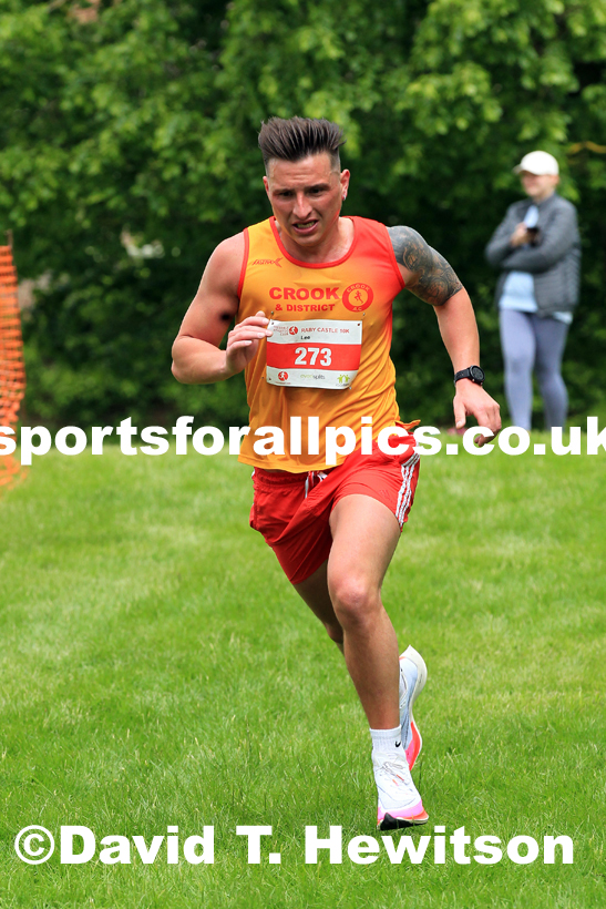 The 2022 Raby Caste 10k Road Race, County Durham. Photo: David T. Hewitson/Sports for All Pics